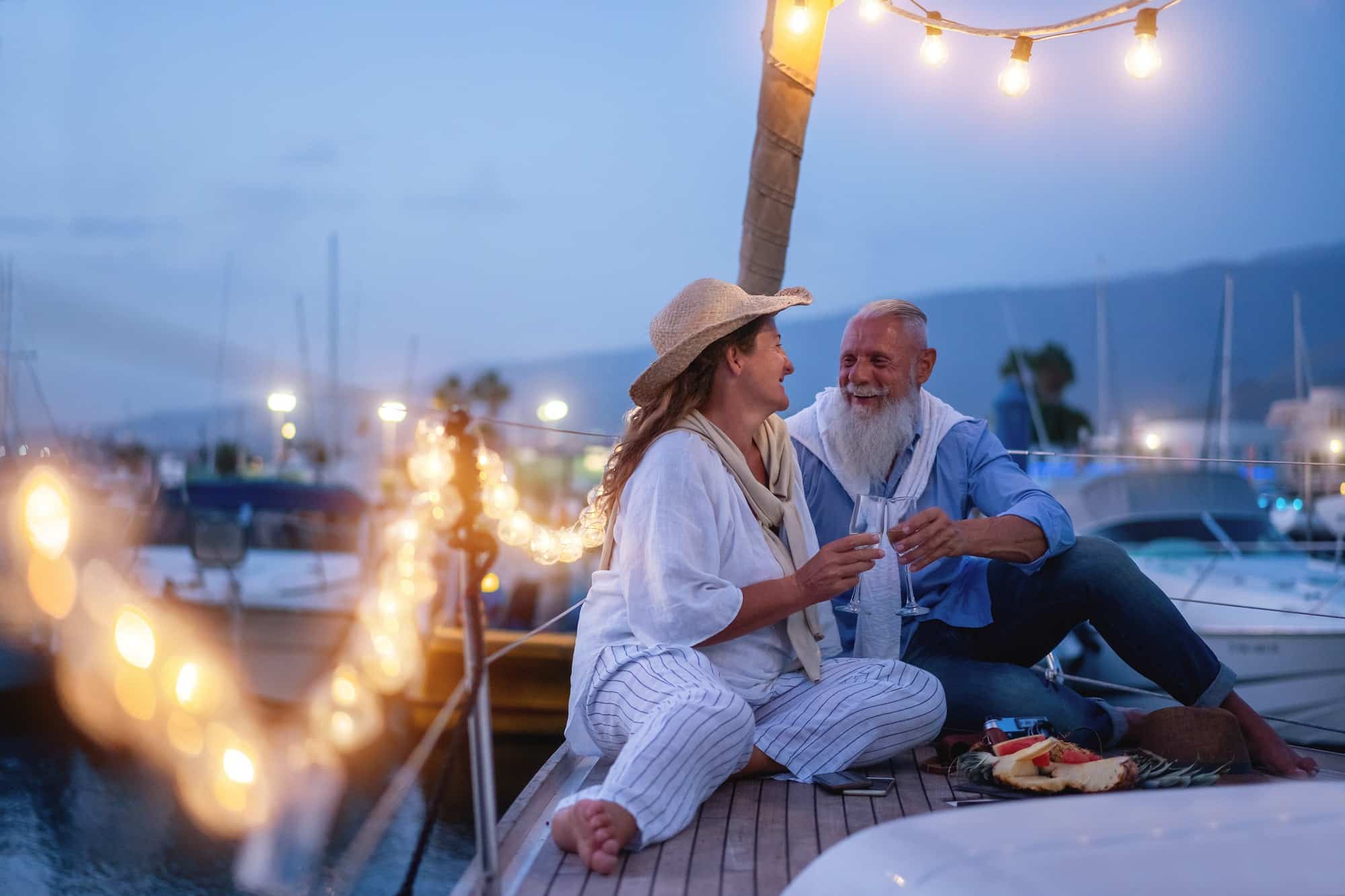 comment souhaiter joyeux anniversaire de mariage à un couple